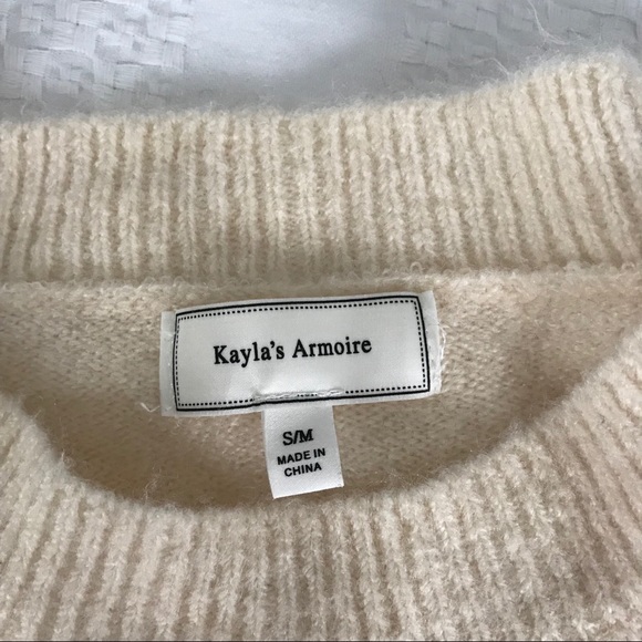 EUC Pom Sweater - Picture 4 of 4